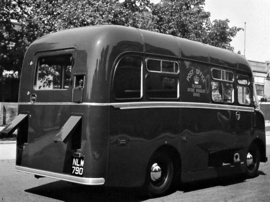  Karrier Bantam Outside Broadcast Van 1952 года  (фото 4 из 5)